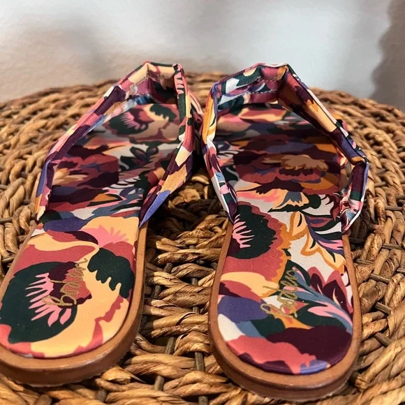 BODEN Printed Satin Slide Sandals - Picture 7 of 11